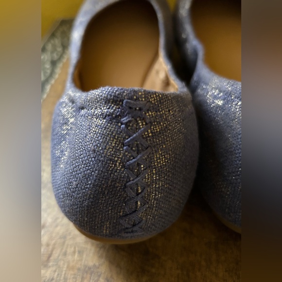 NEW Women’s Lucky Brand ballet shoes - purple with a goldish accent - size 11 - Picture 11 of 15